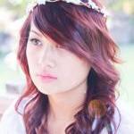 Bridal headband, white berr..